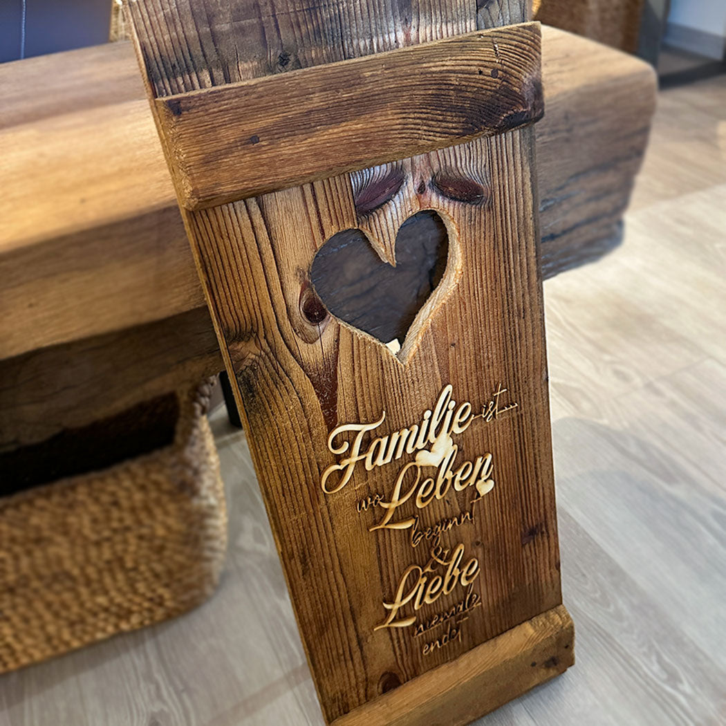 Fensterladen aus Altholz "Familie“