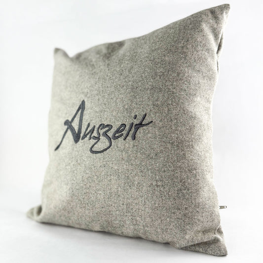 "Auszeit" Designkissen Anthrazit - Ellmauer Zirbenwelt