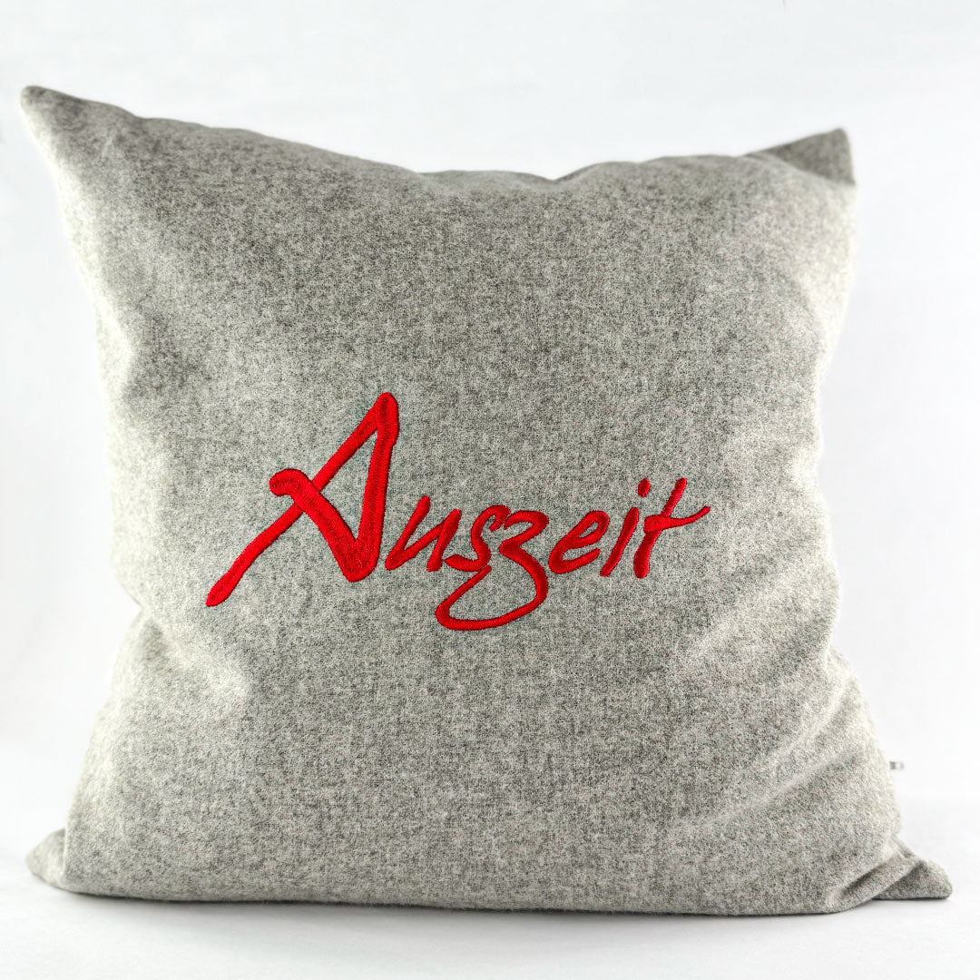 "Auszeit" Designkissen Feuerrot - Ellmauer Zirbenwelt