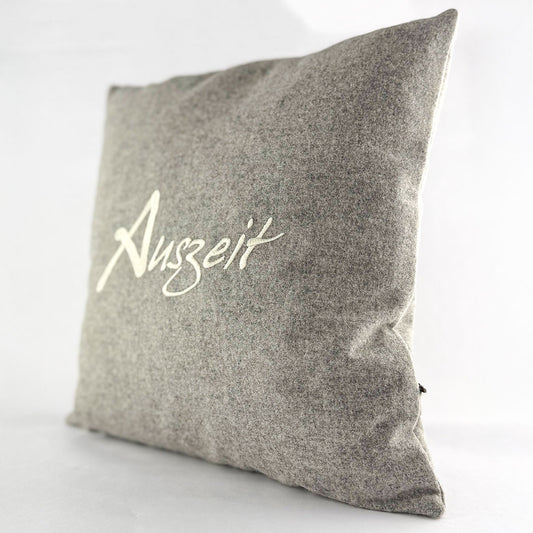 "Auszeit" Designkissen Naturweiß - Ellmauer Zirbenwelt