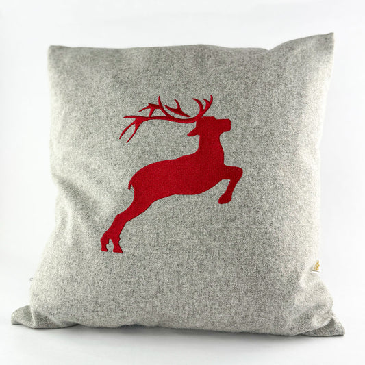 "Hirsch" Designkissen Feuerrot - Ellmauer Zirbenwelt