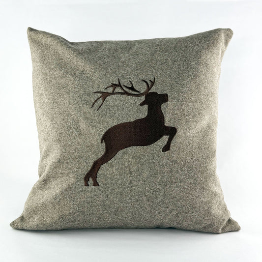 "Hirsch" Designkissen Kastanie - Ellmauer Zirbenwelt