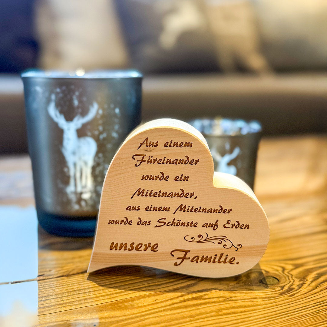 Zirbenherz mit Gravur "Aus einem Füreinander ..." - Ellmauer Zirbenwelt