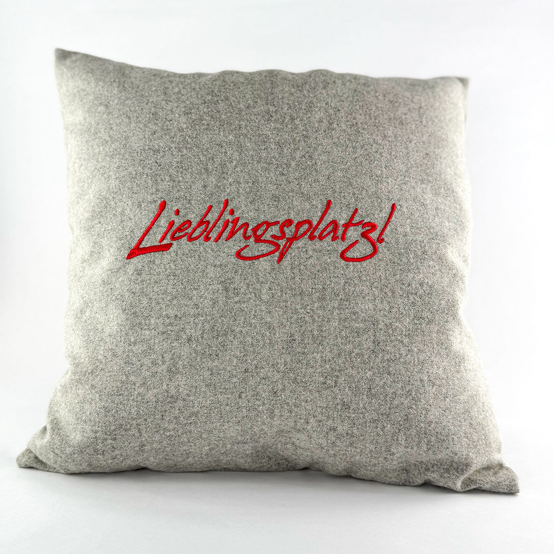 "Lieblingsplatzl" Designkissen Feuerrot - Ellmauer Zirbenwelt