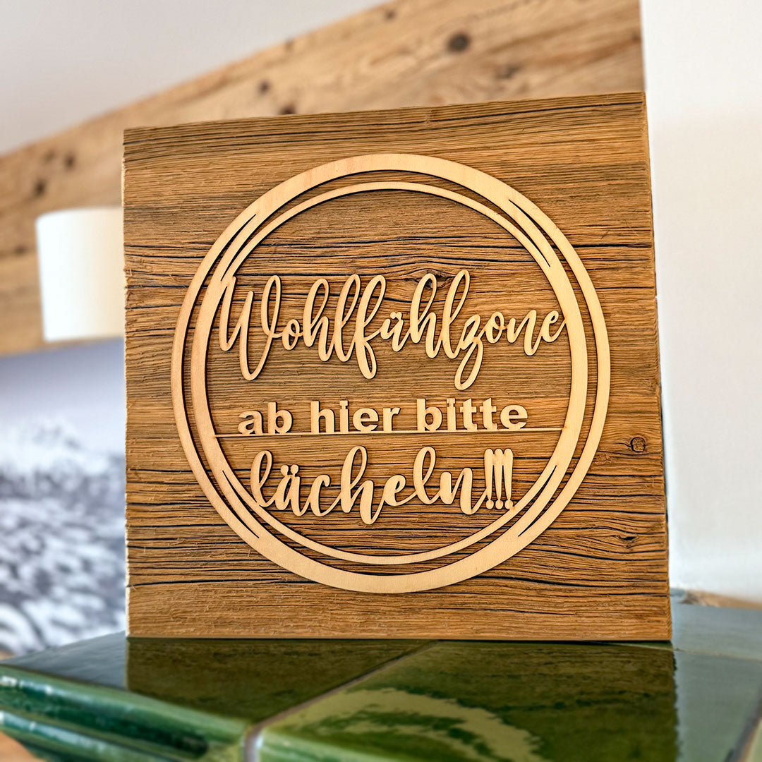 Deko-Loops auf Altholzplatte "Wohlfühlzone" - Ellmauer Zirbenwelt