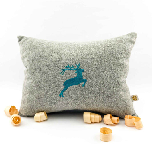 "Hirsch" Design-Zirbenkissen Silbergrau - Ellmauer Zirbenwelt