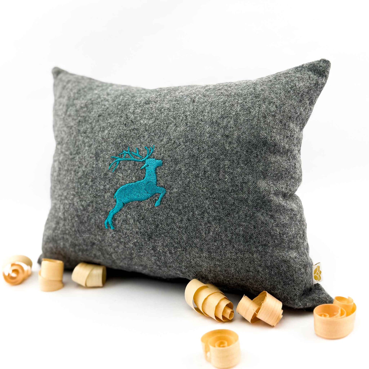 "Hirsch" Design-Zirbenkissen Basaltgrau - Ellmauer Zirbenwelt