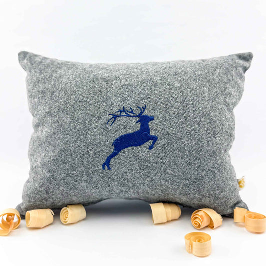 "Hirsch" Design-Zirbenkissen Silbergrau - Ellmauer Zirbenwelt