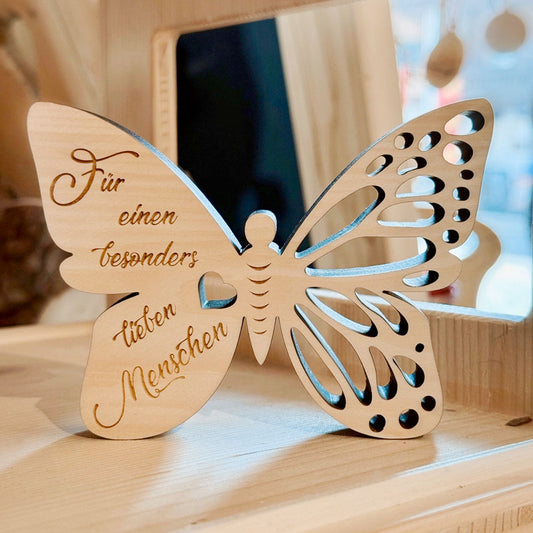 Zirbenfigur "Schmetterling" mit Gravur