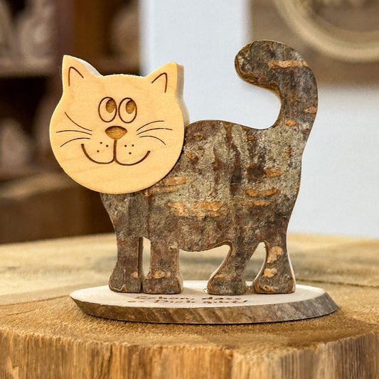 Kleine Zirben-Katze