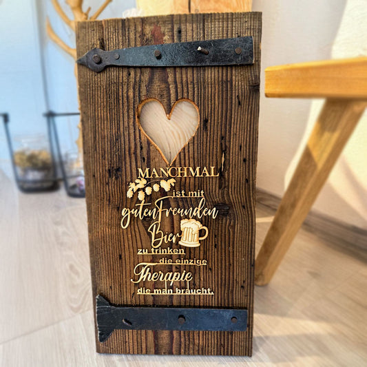 Fensterladen aus Altholz mit Eisenbeschlägen „Bier“ 