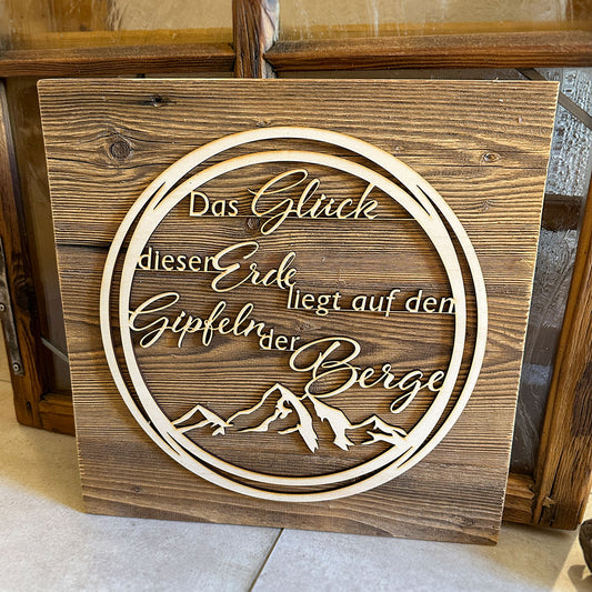 Deko-Loops auf Altholzplatte "Berge"