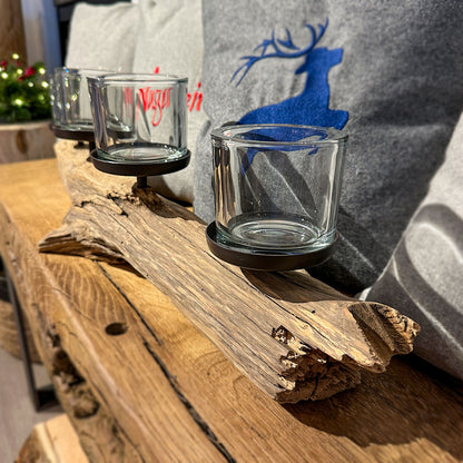 Ast aus Eichenholz mit Gläsern