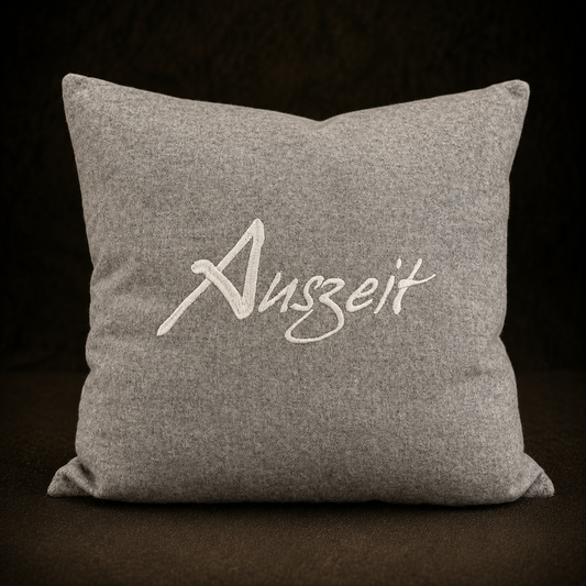 "Auszeit" Designkissen Hellgrau