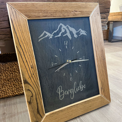 Wanduhr "Bergliebe"