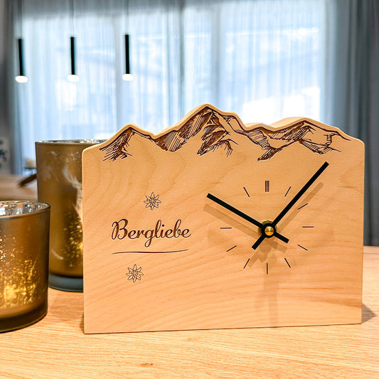 Zirbenholzuhr „Bergliebe“ - Ellmauer Zirbenwelt