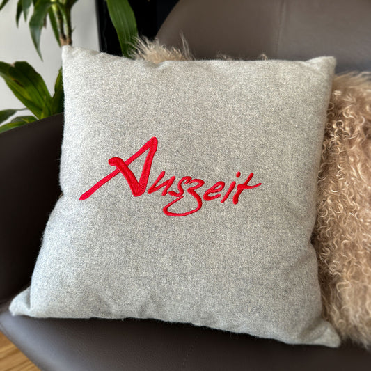 "Auszeit" Designkissen Feuerrot - Ellmauer Zirbenwelt