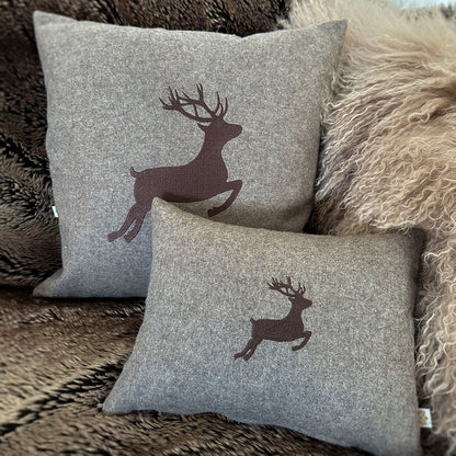 "Hirsch" Designkissen Kastanie - Ellmauer Zirbenwelt
