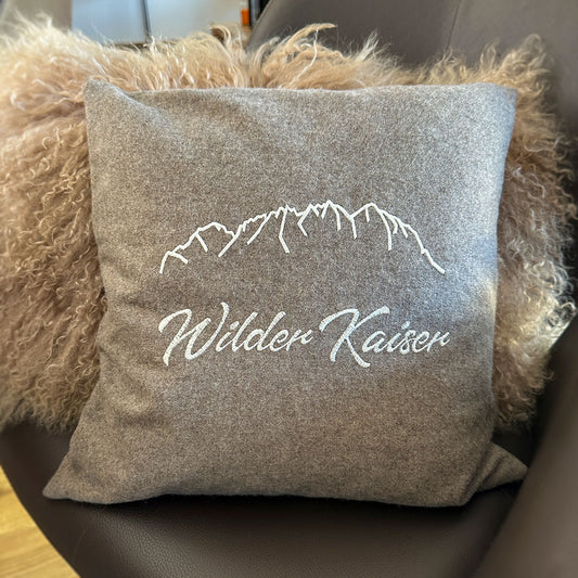 "Wilder Kaiser" Designkissen Taupe