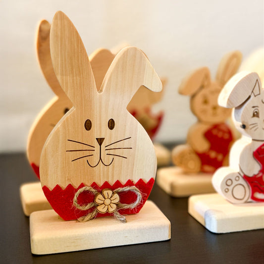 Osterhase aus Zirbenholz - Ellmauer Zirbenwelt