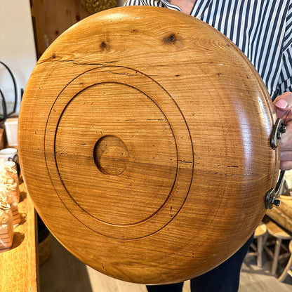 Handgedrechselte Holzschale aus Esche
